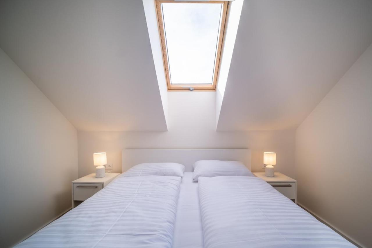 Holiday House U Hajenky 11P Lipno Home リプノ・ナト・ヴルタヴォウ エクステリア 写真